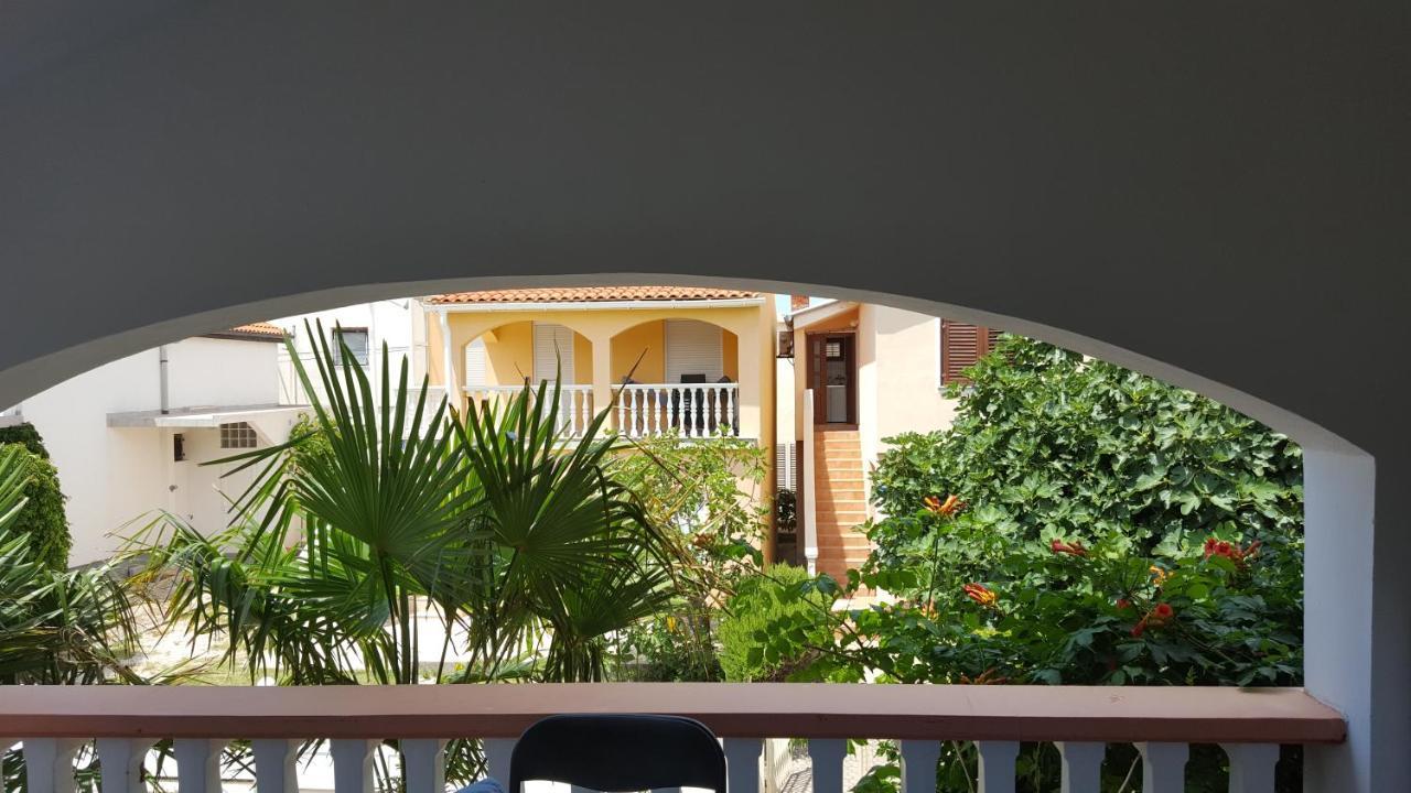 Apartments Kore Vir Exterior foto