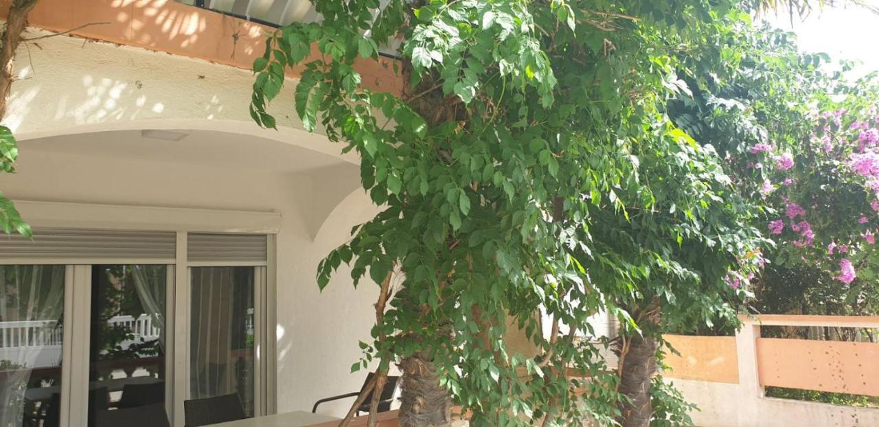 Apartments Kore Vir Exterior foto